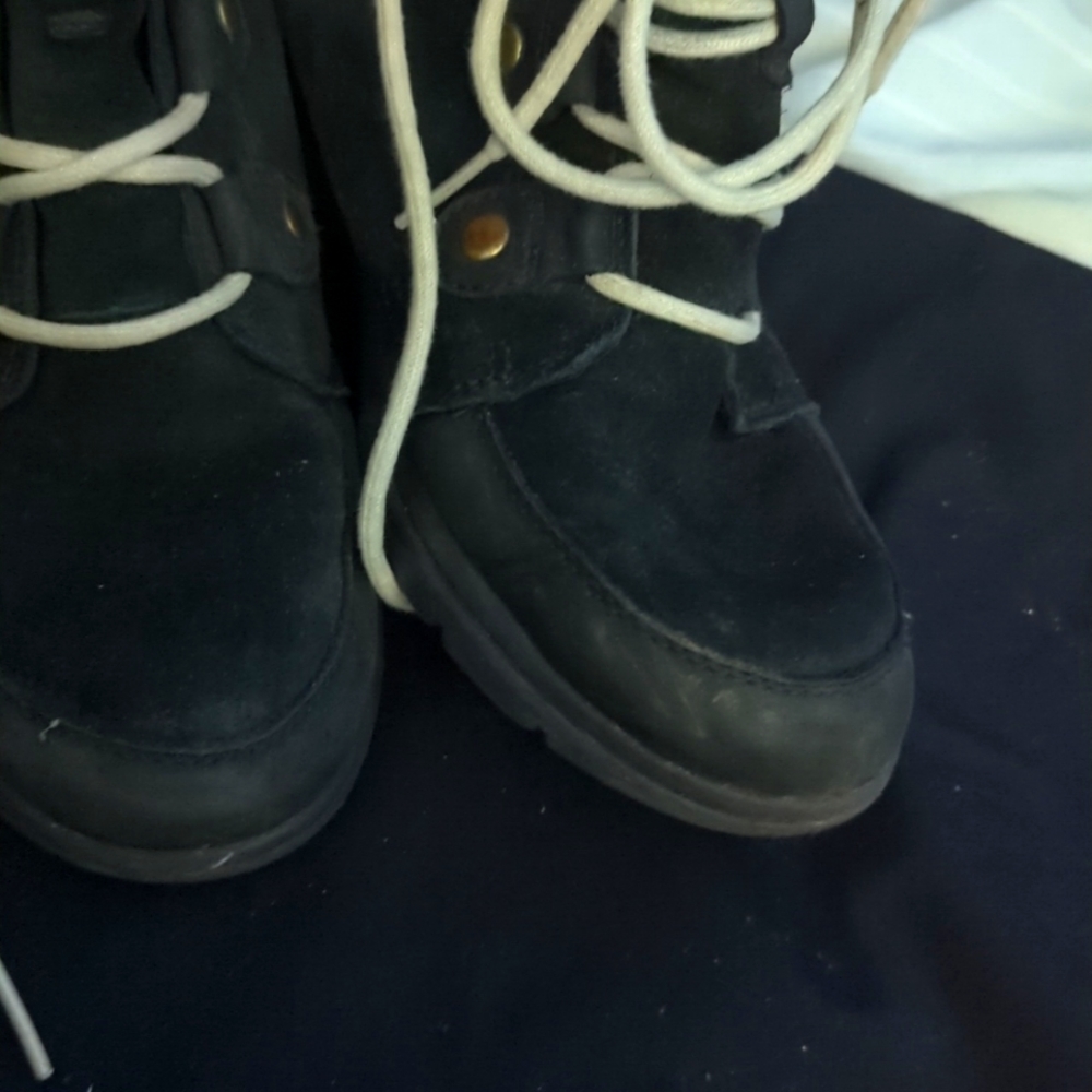 Sorel winter boots black 9.5